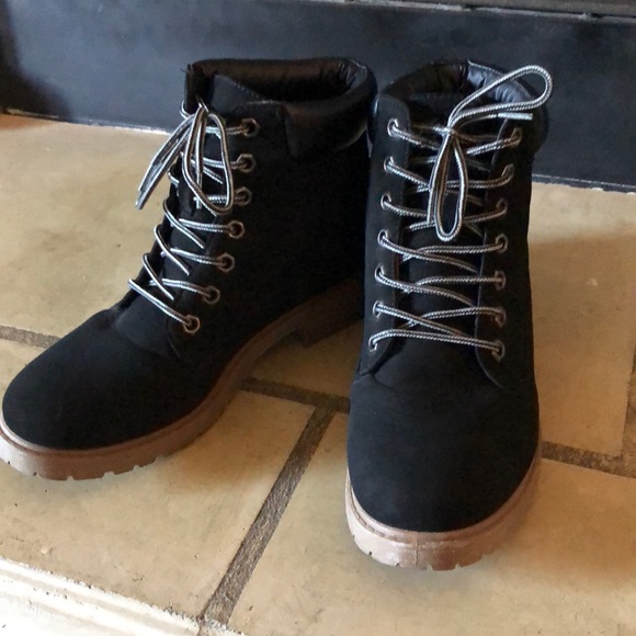 Black Ankle Boots - Picture 1 of 3